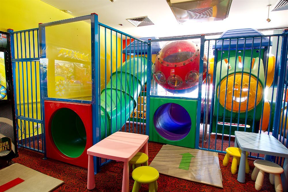 ไนท์แค็ป แอท โรส แอนด์ คราวน์ โฮเต็ล Hotel อลิซาเบธ ภายนอก รูปภาพ