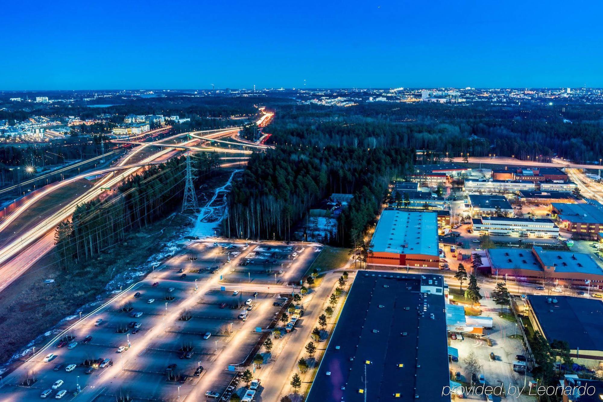 ไนท์แค็ป แอท โรส แอนด์ คราวน์ โฮเต็ล Hotel อลิซาเบธ ภายนอก รูปภาพ